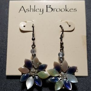 Ashley Brooks dangling earrings FREE W BUNDLE OF 2